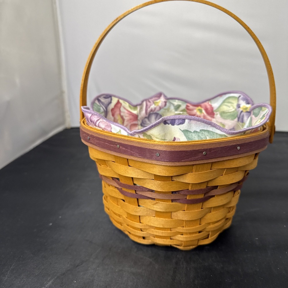 longaberger 2000 round basket with handle with plastic liner and floral liner